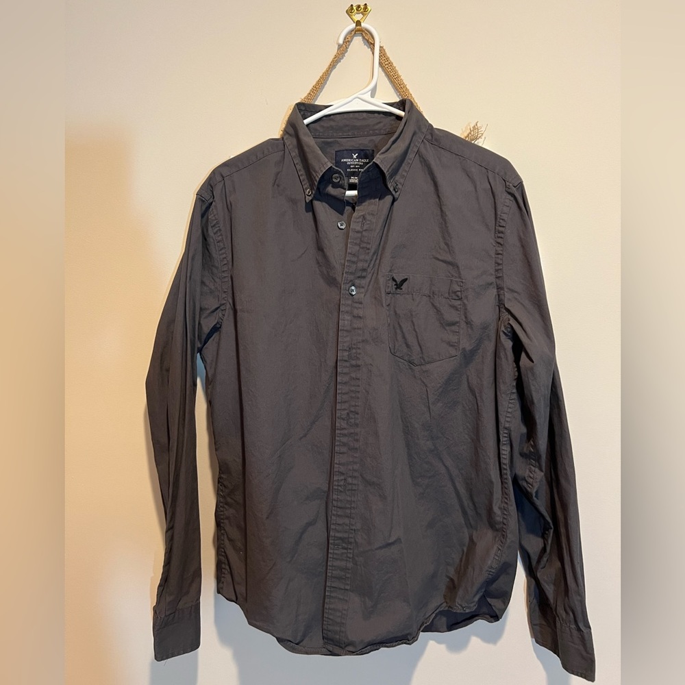American Eagle Outfitters Men’s Button Down Shirt Size Medium